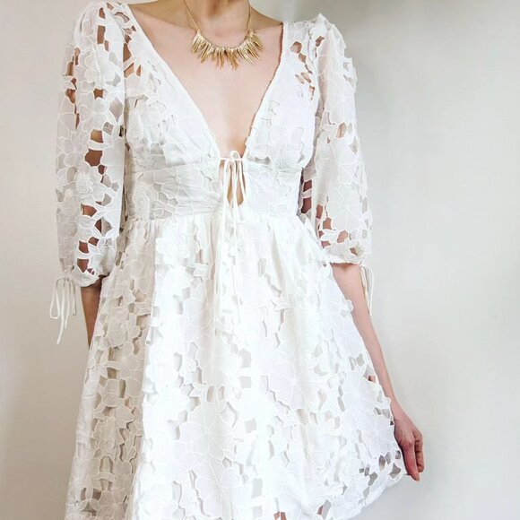 NWT Storia White Floral Lace Applique Mini Dress - Picture 10 of 10
